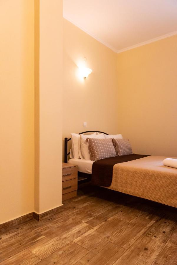 Evdokia'S Apartments And Rooms 新马尔马拉斯 外观 照片